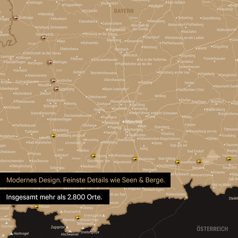 Ausschnitte einer Deutschlandkarte mit Bayern als Pinn-Leinwand in Sonar Black (Schwarz-Gold) mit Bergen, Seen und 2.500 Orten