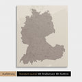 Neutrale und schlichte Standard-Ausführung einer DACH-Karte als Pinn-Leinwand in Warmgray (Braun-Grau)