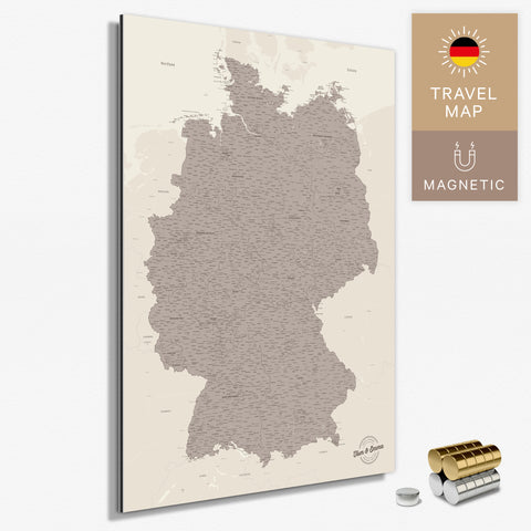 Magnetische Deutschland-Karte in Warmgray (Braun-Grau) als Magnetboard zum Pinnen und Markieren von Reisezielen kaufen