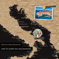 Detail einer magnetischen Europa Landkarte als Magnettafel in Sonar Black zeigt einen Ausschnitt von Italien, Kroatien und Griechenland, in der bereits besuchte Reiseziele durch Magnet-Pins markiert sind. Dieses Magnetboard hält auch Urlaubsmagnete wie in diesem Beispiel einen Reise-Magneten von Italien.
