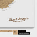 Landkarte von Frankreich als Pinnwand Leinwand in Multicolor Beige mit Personalisierung und Namen in einer modernen Schreibschrift