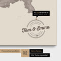 Pinnwand Leinwand einer Schweizkarte in Farbe Warmgray (Braun-Grau) mit personalisiertem Eindruck von Namen und einer Legende zum Markieren