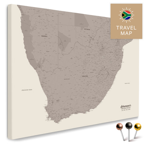 Südafrika-Landkarte in Farbe Warmgray (Braun-Grau) als Pinn-Leinwand, mit Pins zur Markierung von Reisezielen, hochwertig in Deutschland gefertigt.