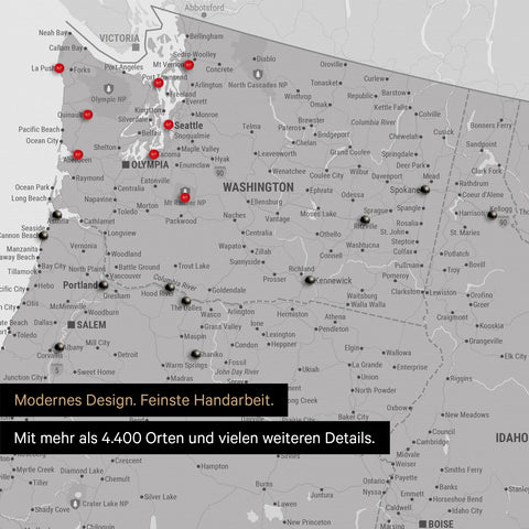 Ausschnitt einer USA Amerika Karte als Pinn-Leinwand in Hellgrau zeigt Reiseziele und Highlights in Washington, Oregon und Idaho