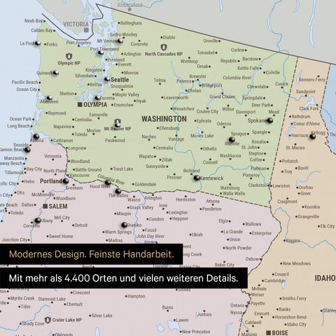 Ausschnitt einer politischen USA Amerika Karte als Pinn-Leinwand in Multicolor Atlas zeigt Reiseziele und Highlights in Washington, Oregon und Idaho
